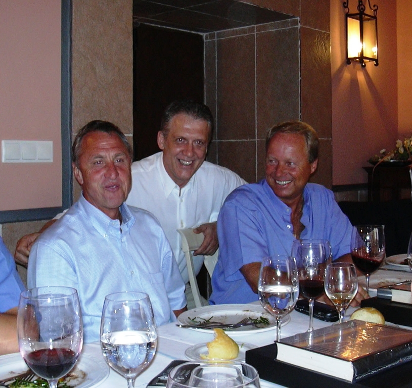 2004 Vertragsabschluss ...